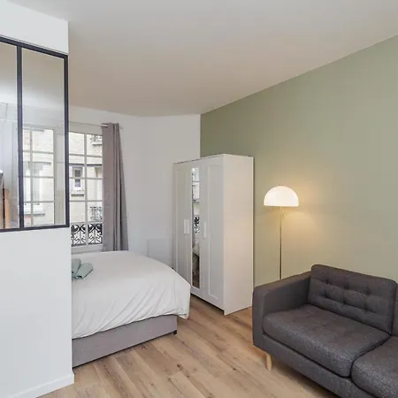 Apartment Very Nice Studio For 2 People In Paris